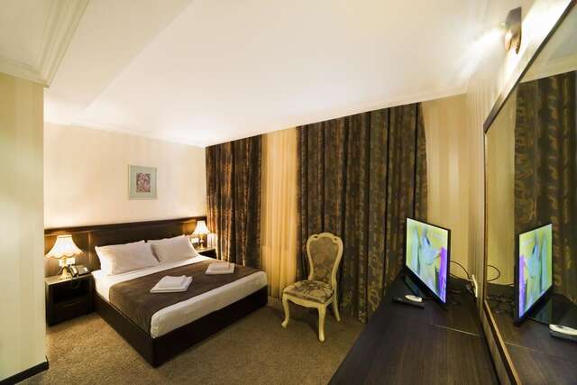 Отель Kalasi Hotel Тбилиси-4